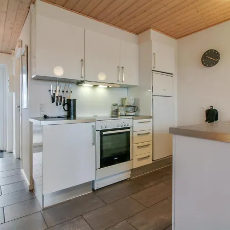 Hariett - 900m From The Sea In Nw Jutland By Interhome * Lokken